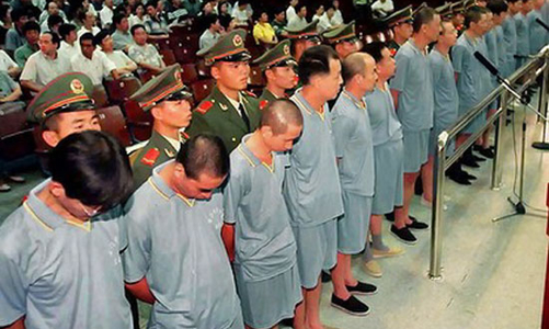 Chống tham nhũng ở Trung Quốc: Cuộc chiến đầy lỗ hổng