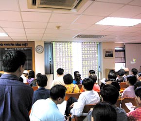 Lần đầu tiên xếp hạng tín dụng doanh nghiệp niêm yết