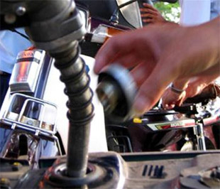 Giá xăng, dầu liên tục tăng và những quan ngại