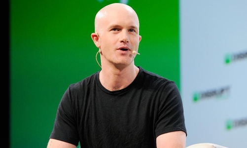 CEO sàn tiền ảo Coinbase thành tỷ phú