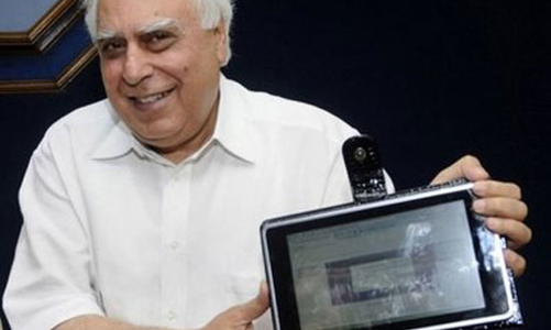 Máy tính xách tay rẻ nhất thế giới giá 35 USD