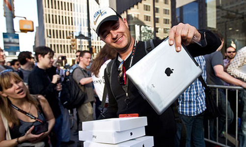 Điểm nóng tuần qua: Lo iPad, buồn PlayBook