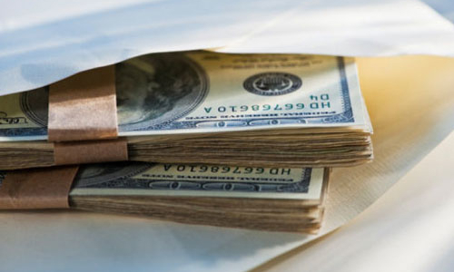 Ban Bí thư nghiêm cấm tặng quà Tết cho cấp trên