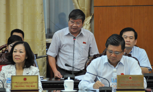 “Lợi ích nhóm” có bao che tham nhũng?