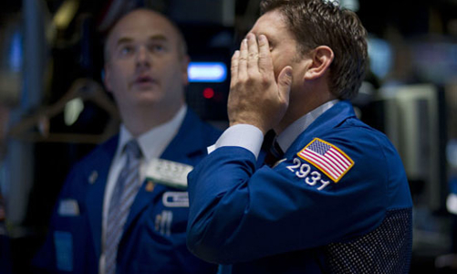 Phố Wall chao đảo, giới đầu cơ tháo chạy