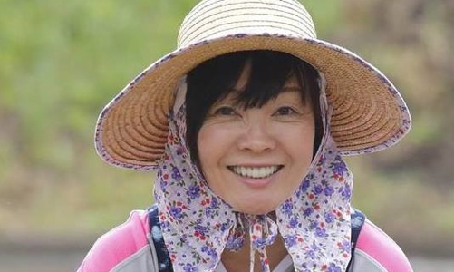 Đệ nhất phu nhân thích Facebook của nước Nhật