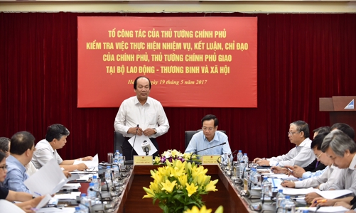 Thủ tướng yêu cầu giải trình đề xuất tăng tuổi nghỉ hưu