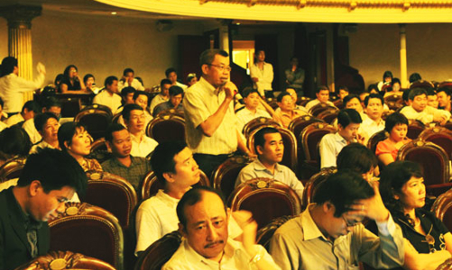 Tìm thuốc chữa bệnh “ngại” công bố thông tin