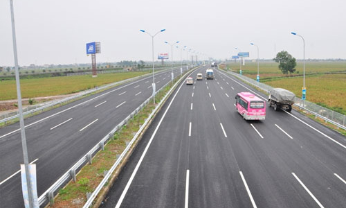 Việt Nam đạt 2.000 km cao tốc Bắc - Nam trong 4 năm tới