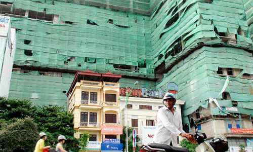 Thị trường chung cư khó hy vọng ngược dòng