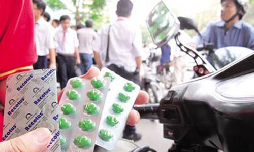 Yêu cầu sửa quy định để giảm giá thuốc, biệt dược