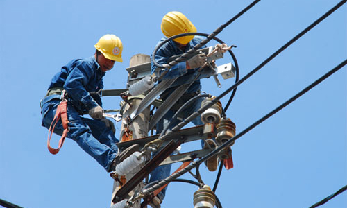 Giá điện bán buôn năm 2016 tăng tới 5%