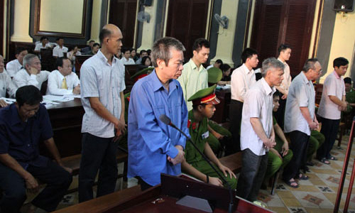 Từ vụ ALCII: Rút tiền Nhà nước quá dễ!