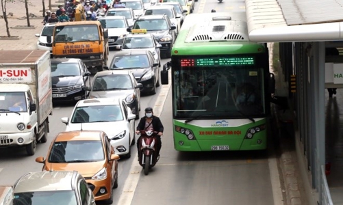 Buýt nhanh BRT Hà Nội giá hơn 5 tỷ/xe: Chủ đầu tư lên tiếng