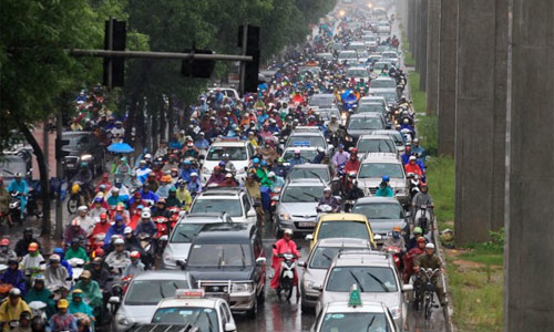 Số lượng ôtô đăng ký mới tăng đột biến