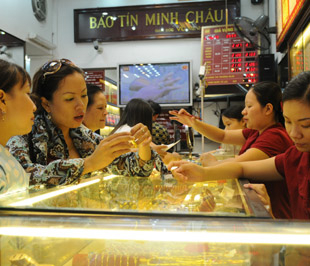 Giá vàng cao chưa từng có