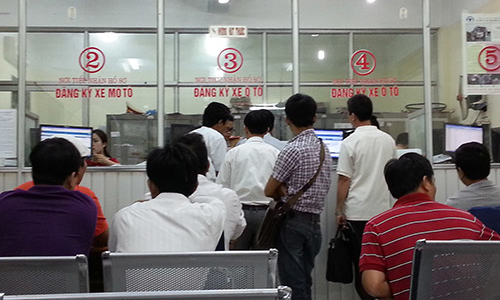 Bỏ trích trực tiếp lệ phí đăng ký và cấp biển số ôtô, xe máy