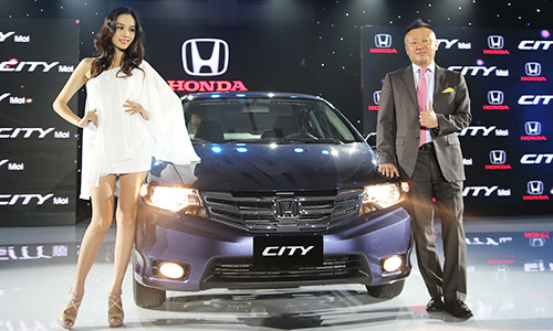 Trải nghiệm xe Honda City tại Vincom
