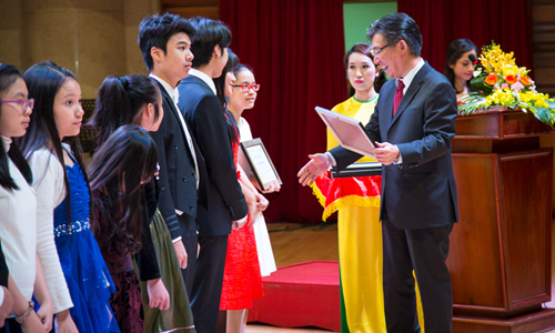 Toyota trao học bổng tài năng âm nhạc trẻ Việt Nam 2015