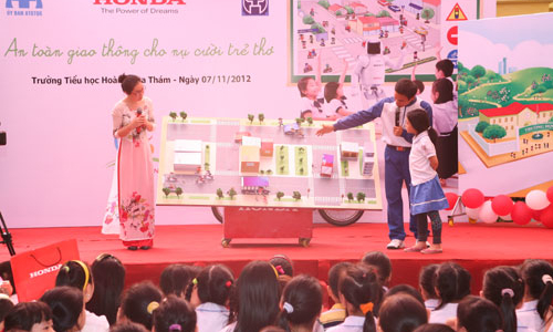 Honda với chương trình vui học an toàn giao thông cho trẻ thơ