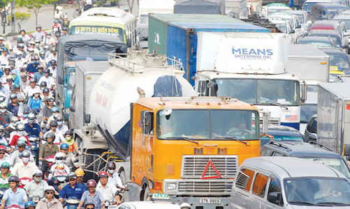 Bộ Giao thông Vận tải giải thích lý do thu phí ôtô, xe máy