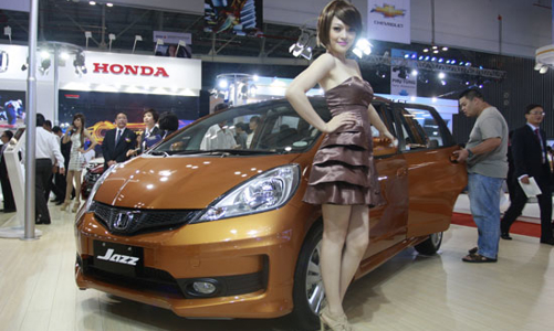 Chưa thể thu phí hạn chế ôtô trong vài ba năm tới?