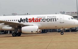 Jetstar Pacific lỗ do mua xăng giá cao