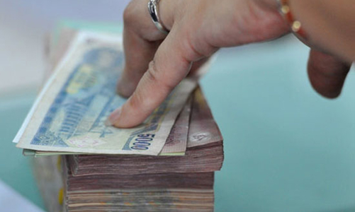 Ngành tài chính có mức tăng lương thấp nhất