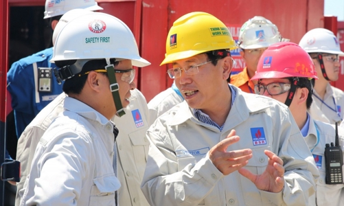 Sếp Petro Vietnam gửi “tâm thư” đến người lao động ngành dầu khí