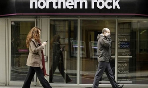 Ngân hàng quốc hữu hóa của Anh bị tách làm đôi