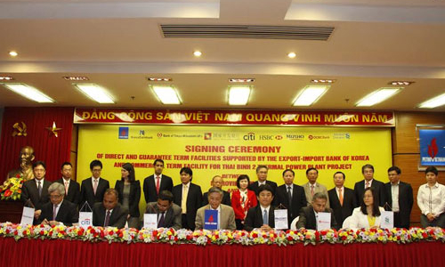 PVcomBank thu xếp gần 800 triệu USD cho Petro Vietnam