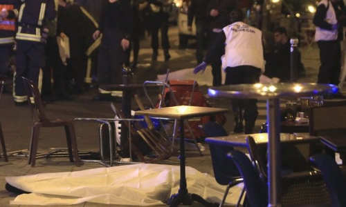 Nhà ở và taxi miễn phí tại Paris sau vụ khủng bố đẫm máu