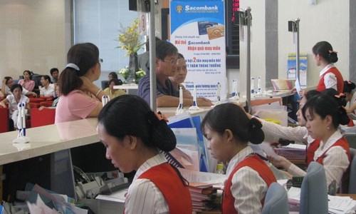 Ngân hàng đầu tiên báo lãi tháng 1/2013