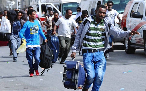 Thiếu tiền, Saudi Arabia muốn đánh thuế người nước ngoài 