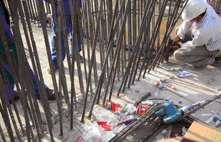 “Thép xây dựng tiêu thụ giảm mạnh nhất trong 10 năm”