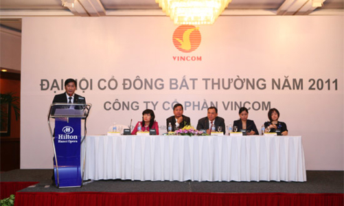 Ông Phạm Nhật Vượng trở thành Chủ tịch Vingroup