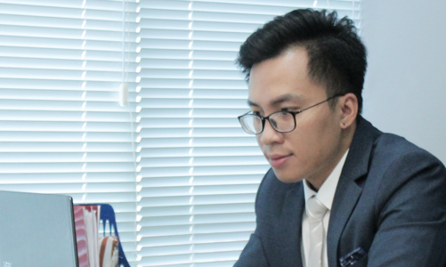 Từ bờ vực phá sản tới startup giáo dục gọi vốn triệu USD