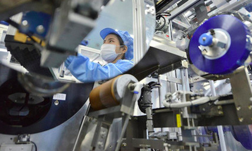 Sản xuất công nghiệp tháng 2 giảm mạnh do dịch bệnh bùng phát