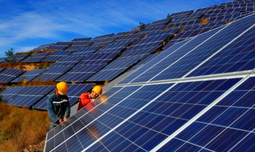 Bộ Công Thương: Cắt giảm điện mặt trời, điện gió là tình huống bắt buộc