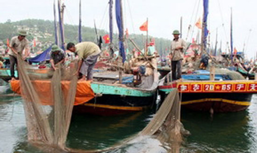 Yêu cầu Trung Quốc thả ngay ngư dân, tàu cá Việt