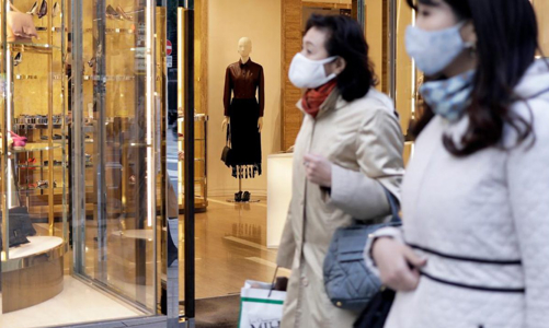 Thế giới chi gần 20.000 tỷ USD để 