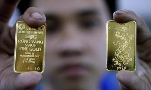 Vàng trong nước phục hồi theo giá thế giới