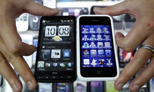 Apple gián tiếp “tấn công” Google