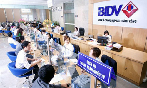 Thêm hai “ông lớn” giảm lãi suất VND