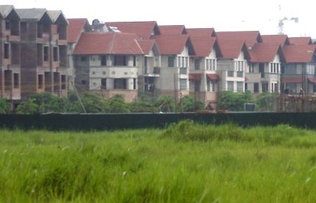 Nhiều dự án bất động sản có thể phải tạm dừng