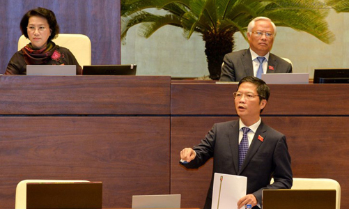 Chưa có trả lời cho chất vấn làm sôi động nghị trường