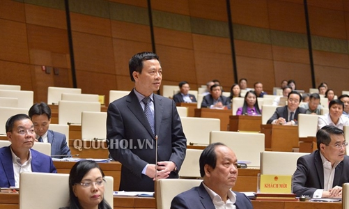 Qua hai thời Bộ trưởng, tân Bộ trưởng Nguyễn Mạnh Hùng vẫn phải trả lời về sim rác