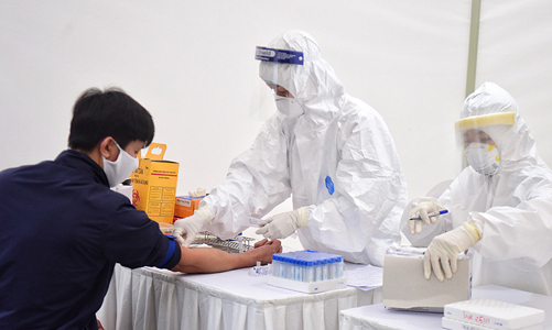 Thêm 7 người nhập cảnh nhiễm Covid-19 