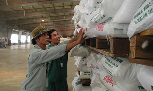 Tốc độ tăng giá vật tư, nguyên liệu cao hơn giá nông sản