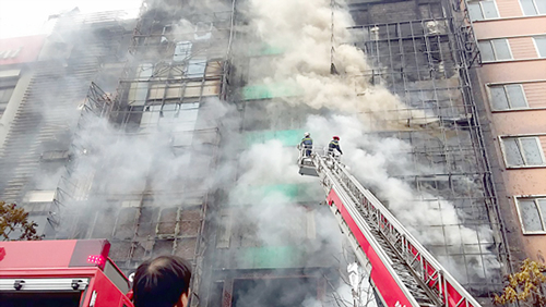 Để xảy ra cháy lớn, lãnh đạo phải chịu trách nhiệm